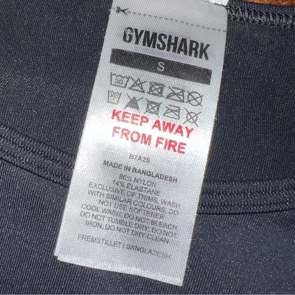 Gymshark Everyday Vital Black Long Sleeve Seamless Activewear Crop Top Size S - Picture 7 of 8